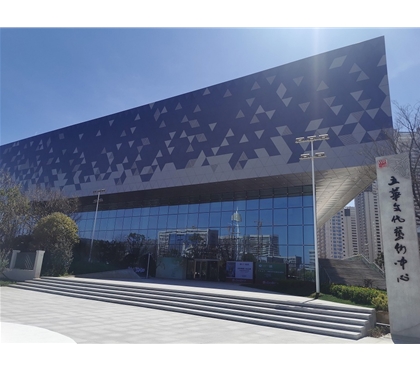 五華區(qū)體育館鋼化玻璃