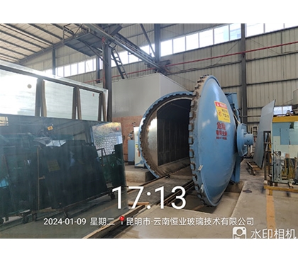 玻璃加熱設(shè)備